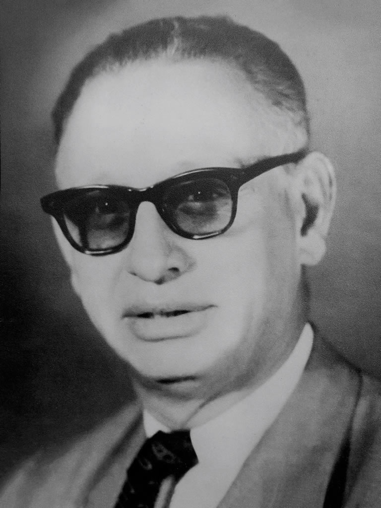 ECN Carlos SECADA Más